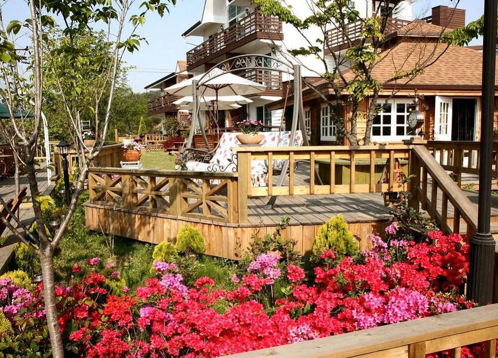Spa Pension Basso Sokcho Exterior photo